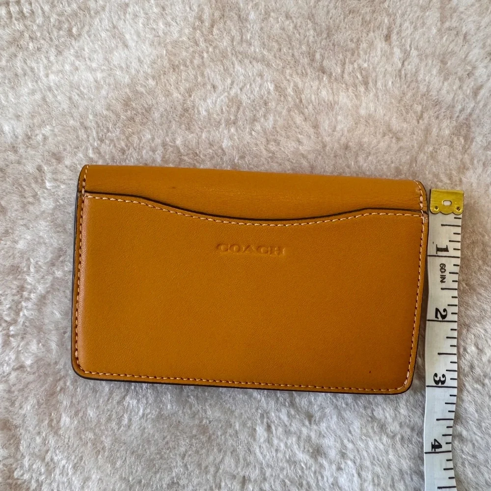 Coach Foldover Card Case Wallet - Picture 2 of 7